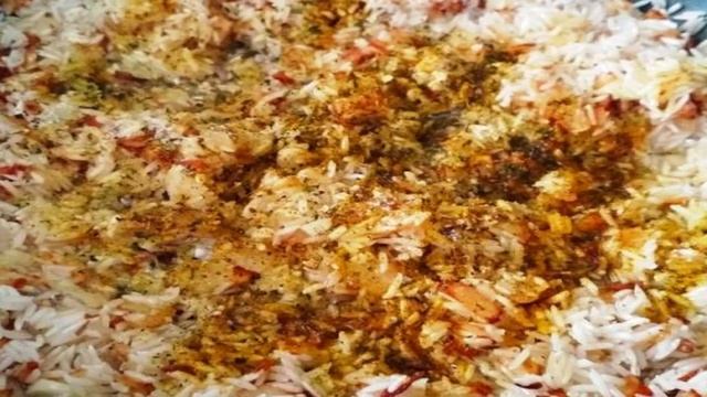 Жаренный острый рис с капустой