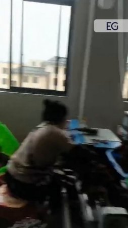 Видео работы станка для намотки пластиковых веток DF-1S