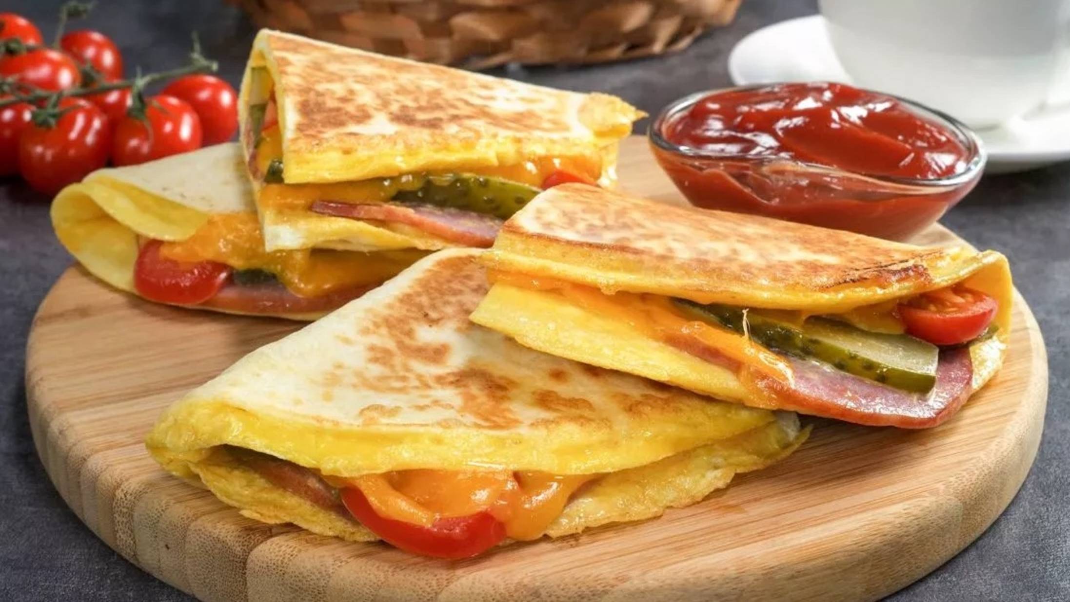 Идеальный быстрый рецепт! ЛЕПЕШКА С НАЧИНКОЙ на завтрак, к ужину или с собой. Рецепт Всегда Вкус