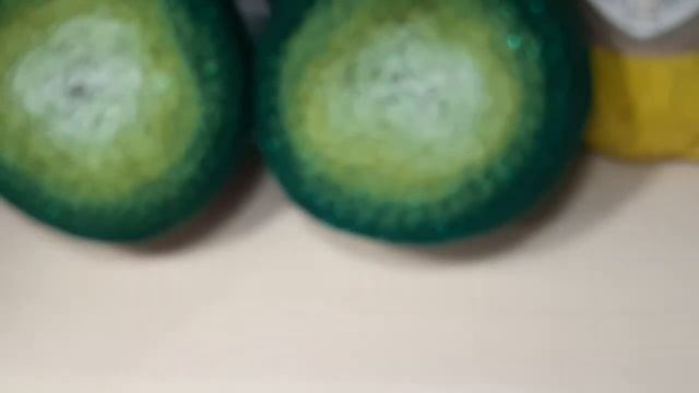 Раньше я вязала тем, чем придется. Пока не встретила их! Теперь они мои самые любимые крючки!😉👇 смотреть онлайн