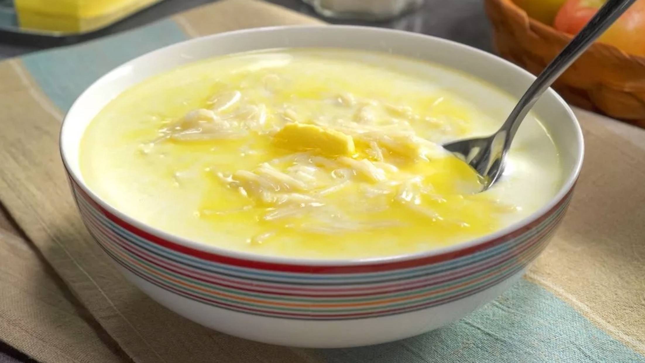 МОЛОЧНЫЙ СУП С ВЕРМИШЕЛЬЮ - любимый вкус детства! Рецепт от Всегда Вкусно! смотреть онлайн