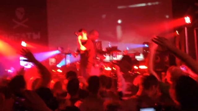 БРАТУБРАТ - Зеркало (live) смотреть онлайн