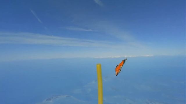 SkyDiving 1080p.  H264 1920 x 1080 пикс. AAC