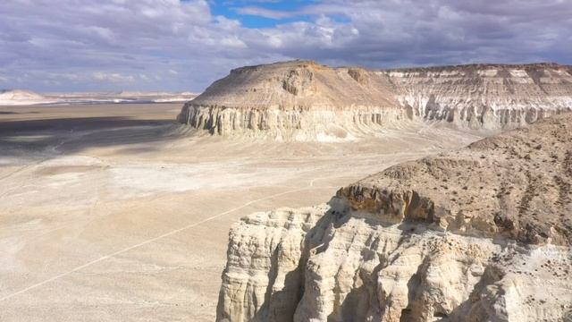 Айрақты тауы смотреть онлайн