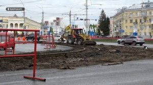Барнаул встал в девятибалльную пробку из-за капремонта на площади Октября