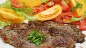 Отбивные с чесноком и душицей