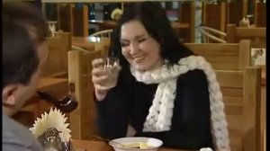 прикол - блюющая красавица