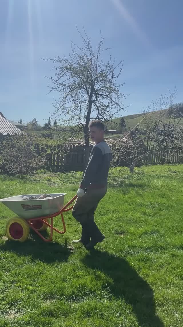 Доброе утро!☀️ Желаем всем легкой и продуктивной недели )🤪

А как прошли Ваши выходные?))🙃