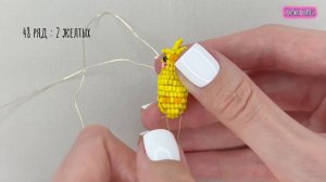 Попугай Корелла из бисера параллельным плетением