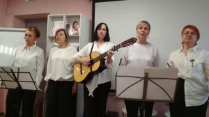 "Шхельда" -- Ю.Визбор. Исп. -- вокальный ансамбль "Бузина".