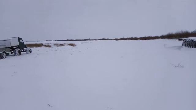 Брошенный баркас смотреть онлайн