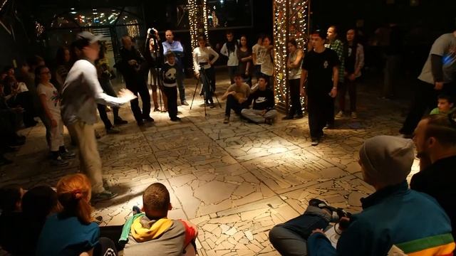 Чаллы Battle паппинг Пластик vs Ильмир 1/4 смотреть онлайн