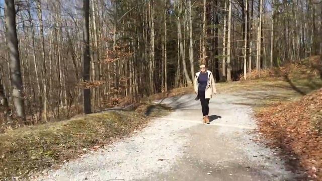 Идём на утлиберг в 100500й раз смотреть онлайн