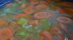 Морковный суп-пюре с горохом нут