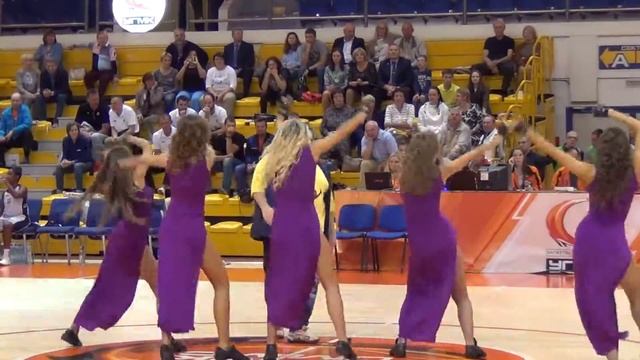 Кубок УГМК-2017. Группа поддержки БК УГМК смотреть онлайн