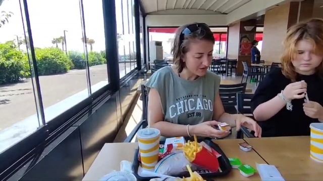 Макдональдс в Анталии, ожидание vs реальность....? смотреть онлайн