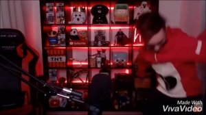 эдисон взял Катю на руки -на стриме (эдисон и Катя )