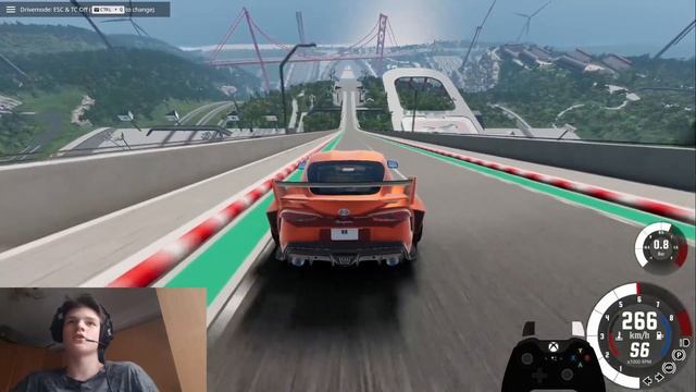 СУМАСШЕДШИЕ ПРЫЖКИ В ДЛИНУ НА МАШИНАХ!! (BEAM NG DRIVE) смотреть онлайн