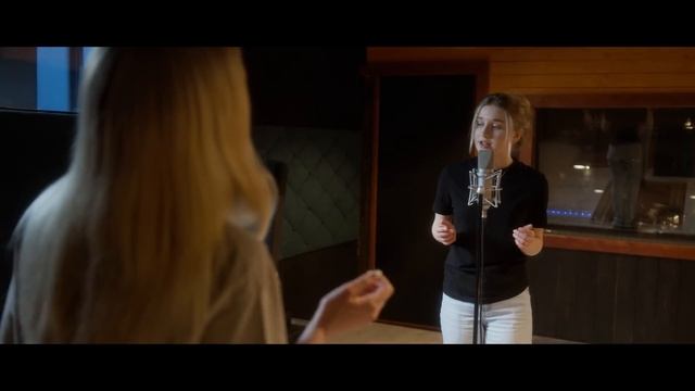 Дарья Чеботарева и Лиза Небо (Liza Nebo) - Там, на самом краю смотреть онлайн