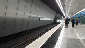 81-760/761 "Ока" на станции "Озёрная" (19.10.2018) [архив]