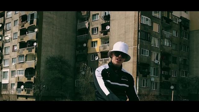 TOMMETO - ГОРЕ ДОЛУ (Official 4K Video) смотреть онлайн