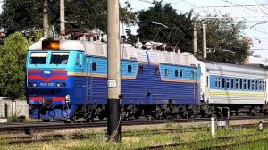 ЧС8-018 с поездом №8