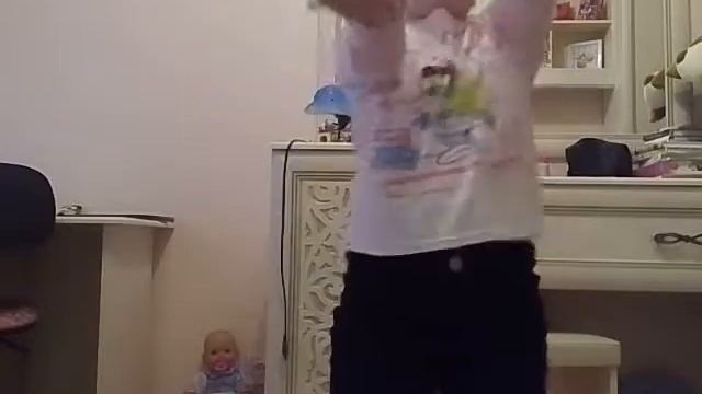 Учим танец по песню SHAPE OF YOU