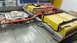 Собрали батарею с обогревом для Nissan Leaf, первая генерация