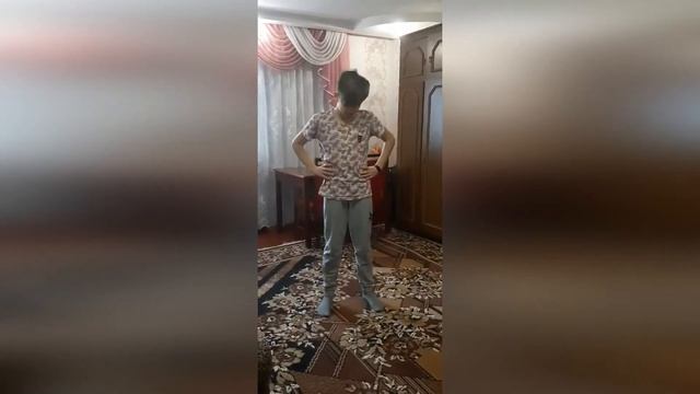 Ранкова зарядка Якщо хочеш бути здоровим роби так  у КУ Сумській ЗОШ 6