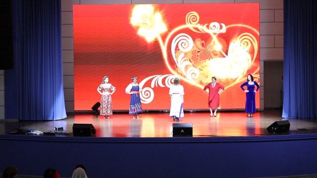 Серебряная мода. "Русская краса"