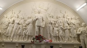 Прогулки по Москве. Вновь открытый барельеф на станции Таганская Кольцевая к юбилею Метромолитена