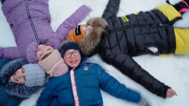 Снежки смотреть онлайн