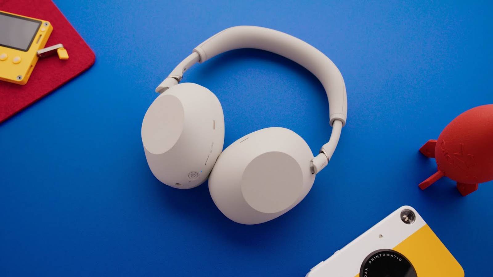 Marques Brownlee: Sony WH-1000XM6 Обзор КОРОЛЬ Возвращается?