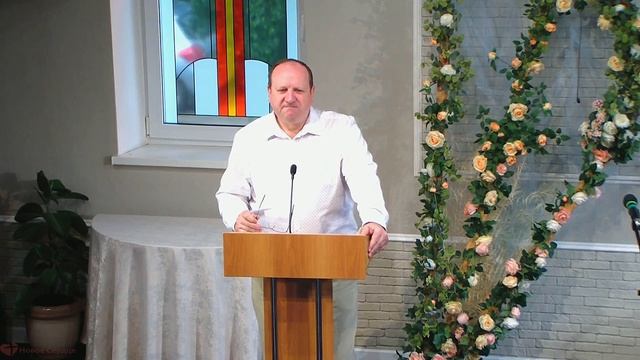 Ибо всякий, кто призовет имя Господне, спасется. Рим.10:13 смотреть онлайн