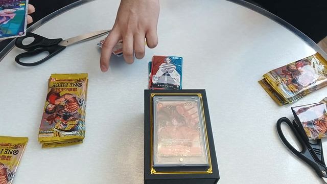 В ГОСТЯХ, РАСПАКОВКА БОКСА OP04, ККИ КАРТЫ ПО АНИМЕ ВАН ПИС смотреть онлайн