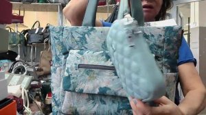 Бирюзовый гобелен. Парные сумки. Ваше комфортное движение. Тренды лета.