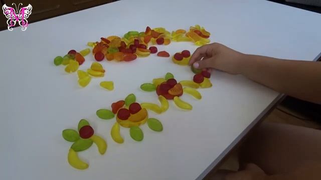 Желейные человечки Играем с едой Прикольные сладости Видео для детей смотреть онлайн