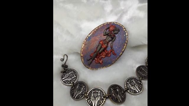 Брошь-кулон "Дочь Нубии" смотреть онлайн