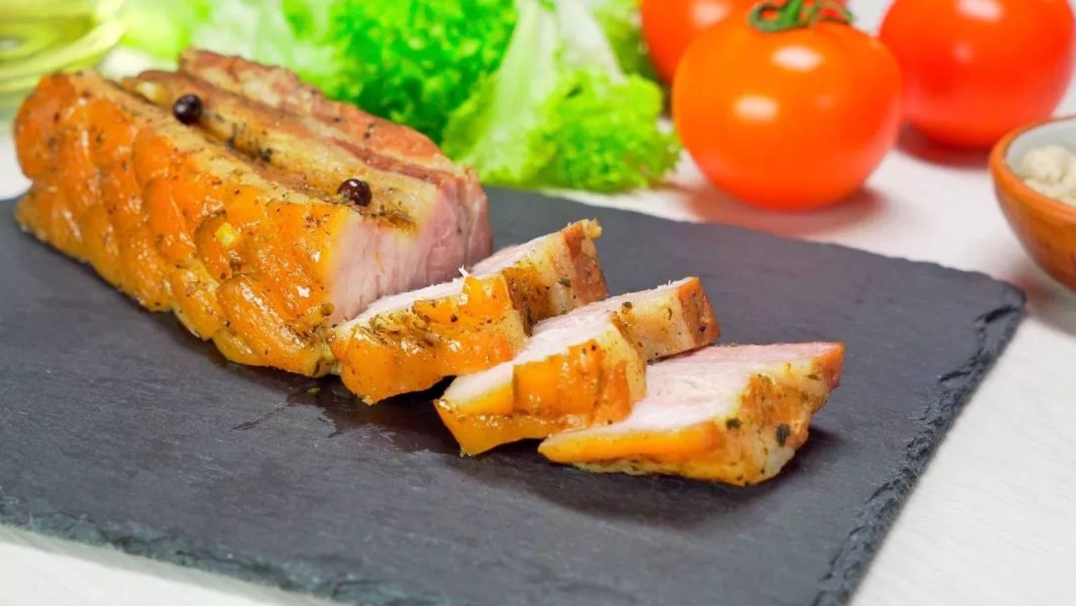 Запеченная ГРУДИНКА, вкуснее любой колбасы! 20 минут и в духовку. Рецепт от Всегда Вкусно!