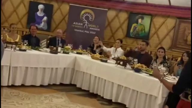 Мерьем Узерлини Супарада коноктошту смотреть онлайн