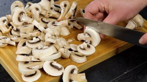 Гуляш без мяса для любых гарниров. Это не грибы, просто сказка! Прекрасный рецепт вкусного ужина.