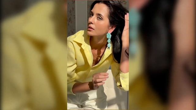 Легкая, яркая летняя женская рубашка Хельсинки из льн? смотреть онлайн