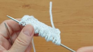 Супер лёгкий и эффектный узор спицами для детской кофточки, джемпера, шапочки.