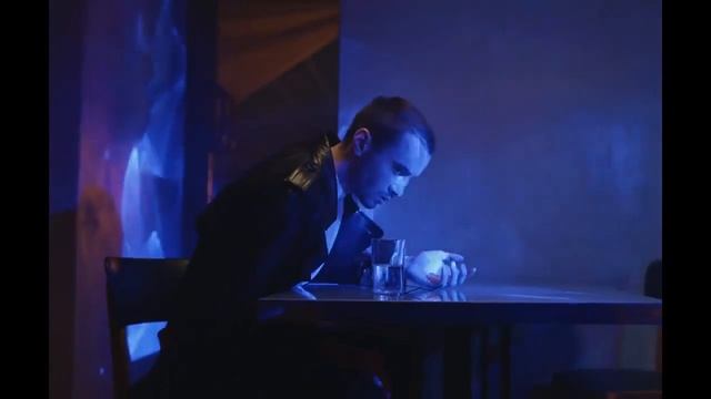 Полина Гагарина - Выше головы (Official Video) смотреть онлайн