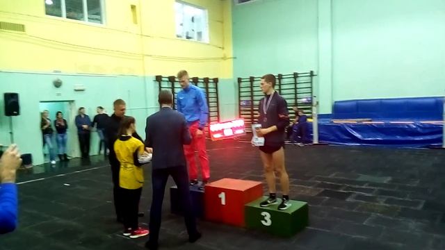 Покорение Эвереста-2017. Чемпионы награждают молодых. смотреть онлайн