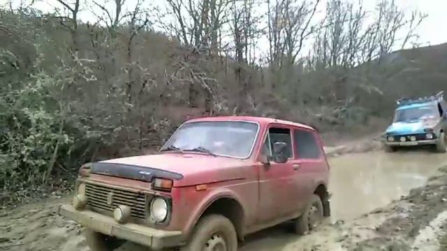 Покатушки Нива Крым ! смотреть онлайн