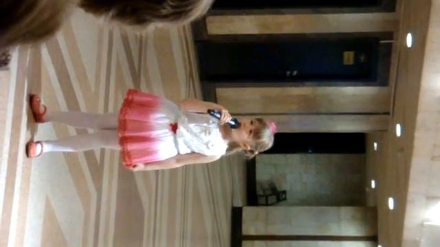 София 5 лет песня про Маму смотреть онлайн