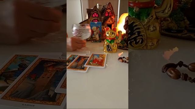 ЯСНОВИДЕНИЕ И ГАДАЛКА смотреть онлайн