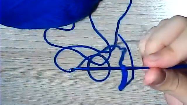 Учимся вязать.1 Воздушные петли и столбики без накида. смотреть онлайн