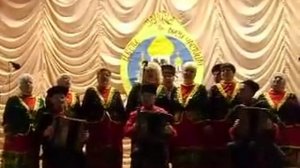 Сыпал снег буланому под ноги